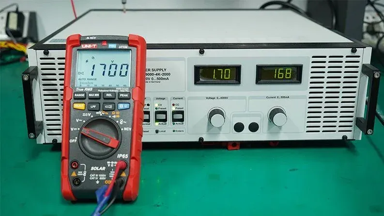 Unit UT196 1700V DC True RMS Profesyonel Solar Dijital Multimetre